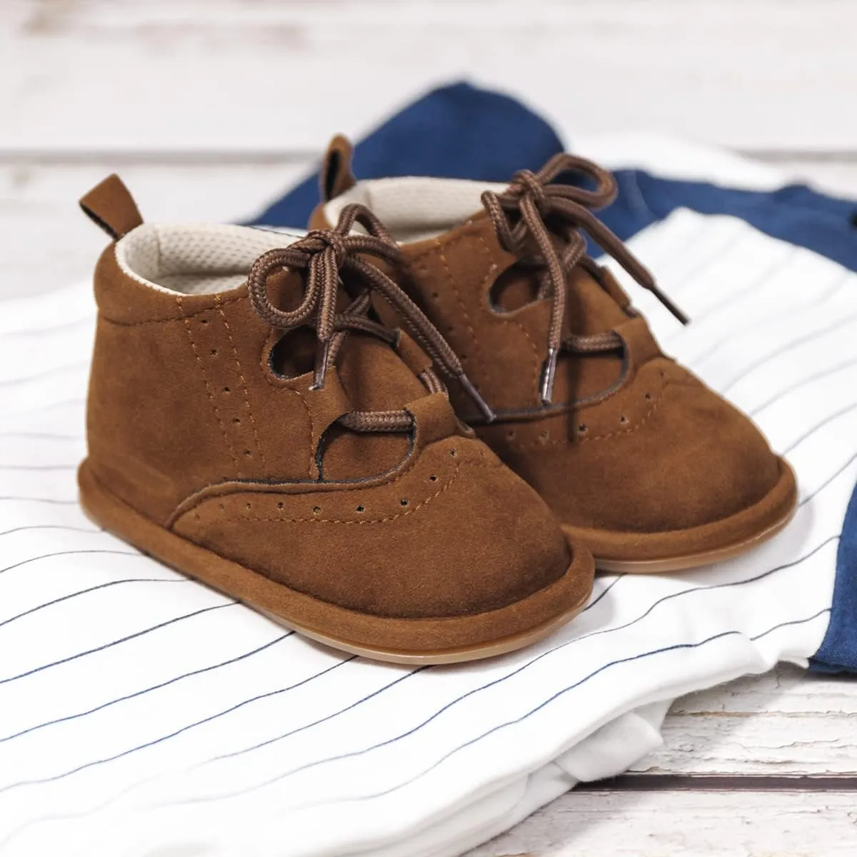 CENCIRILY Baby Booties Newborn Girl Boy shoes Infant Fleece Cozy Fur Lining Winter Warm Ankle Boots Rubber Sole Anti-Slip Prewalker Boots