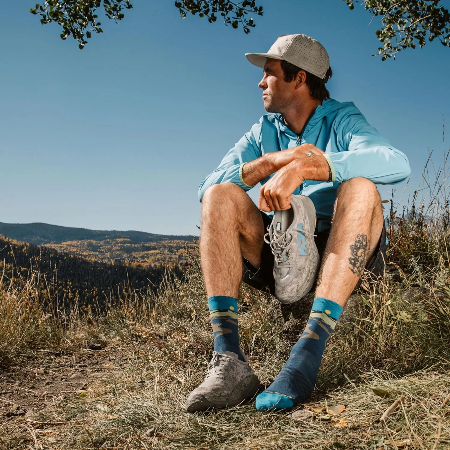 Darn Tough Vermont Micro-Crew Men's Running Socks, Ridge Runner - Ultra-Lightweight Socks for Men, Style 1065