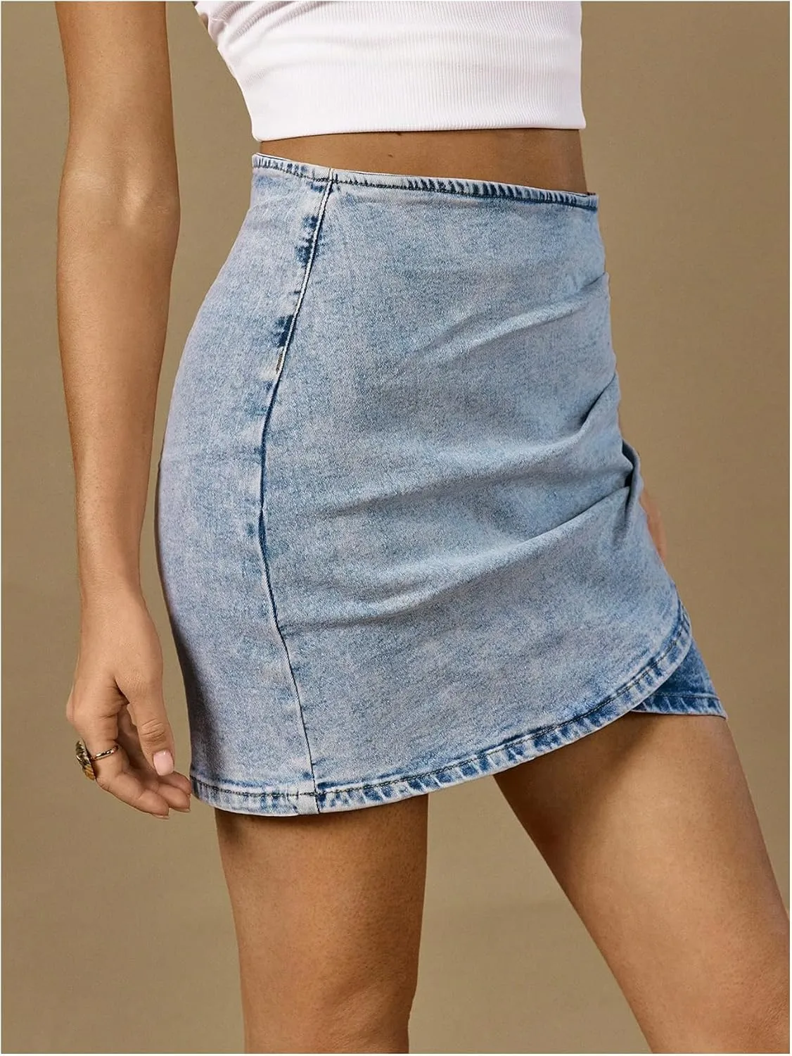 Floerns Women's Asymmetrical Hem Ruched Denim Skirt High Waisted Zip Back Jean Mini Skirts