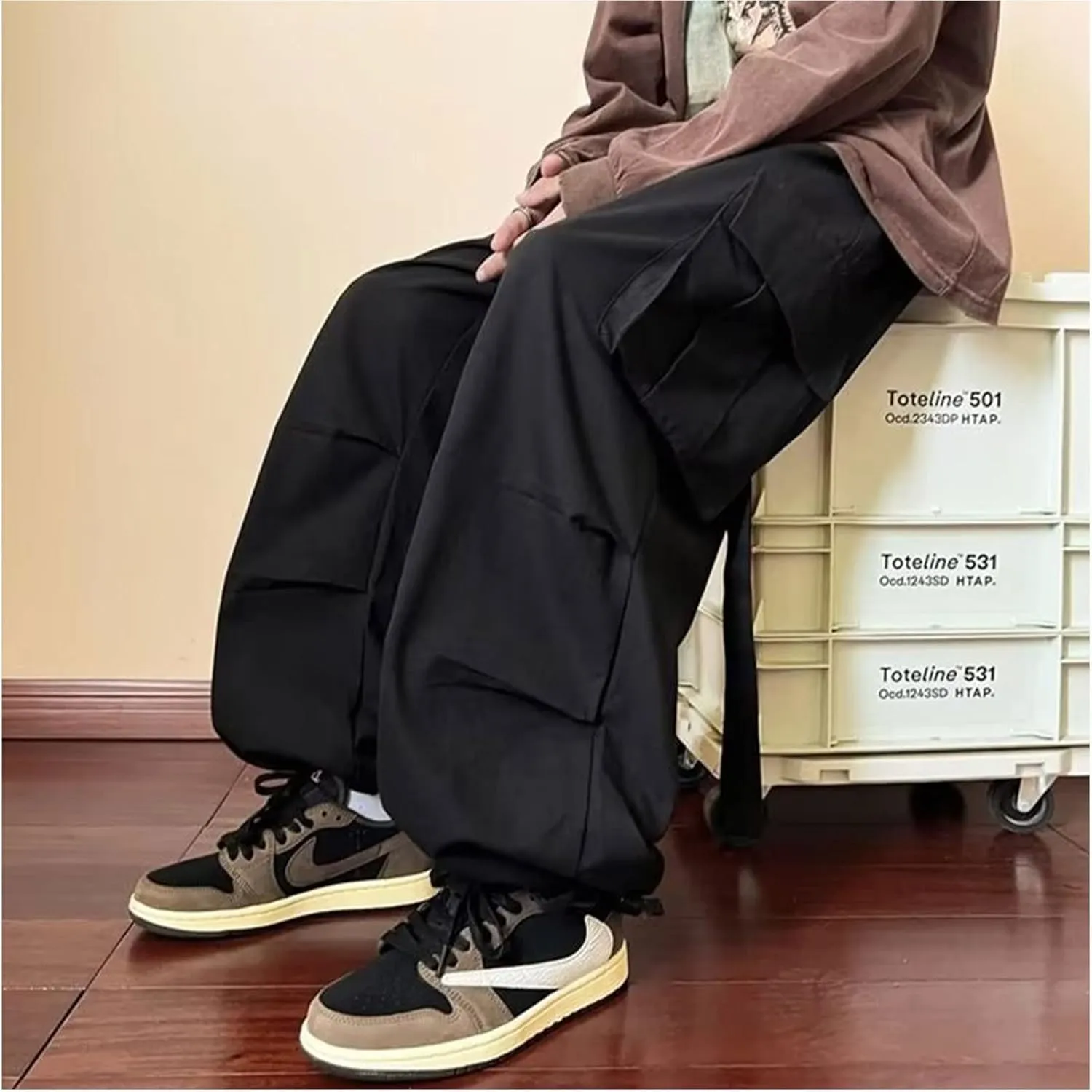 Men's Cargo Pants Y2k Hip Hop Baggy Pants Streetwear Wide Leg Cargo Joggers Parachute Pants for Men
