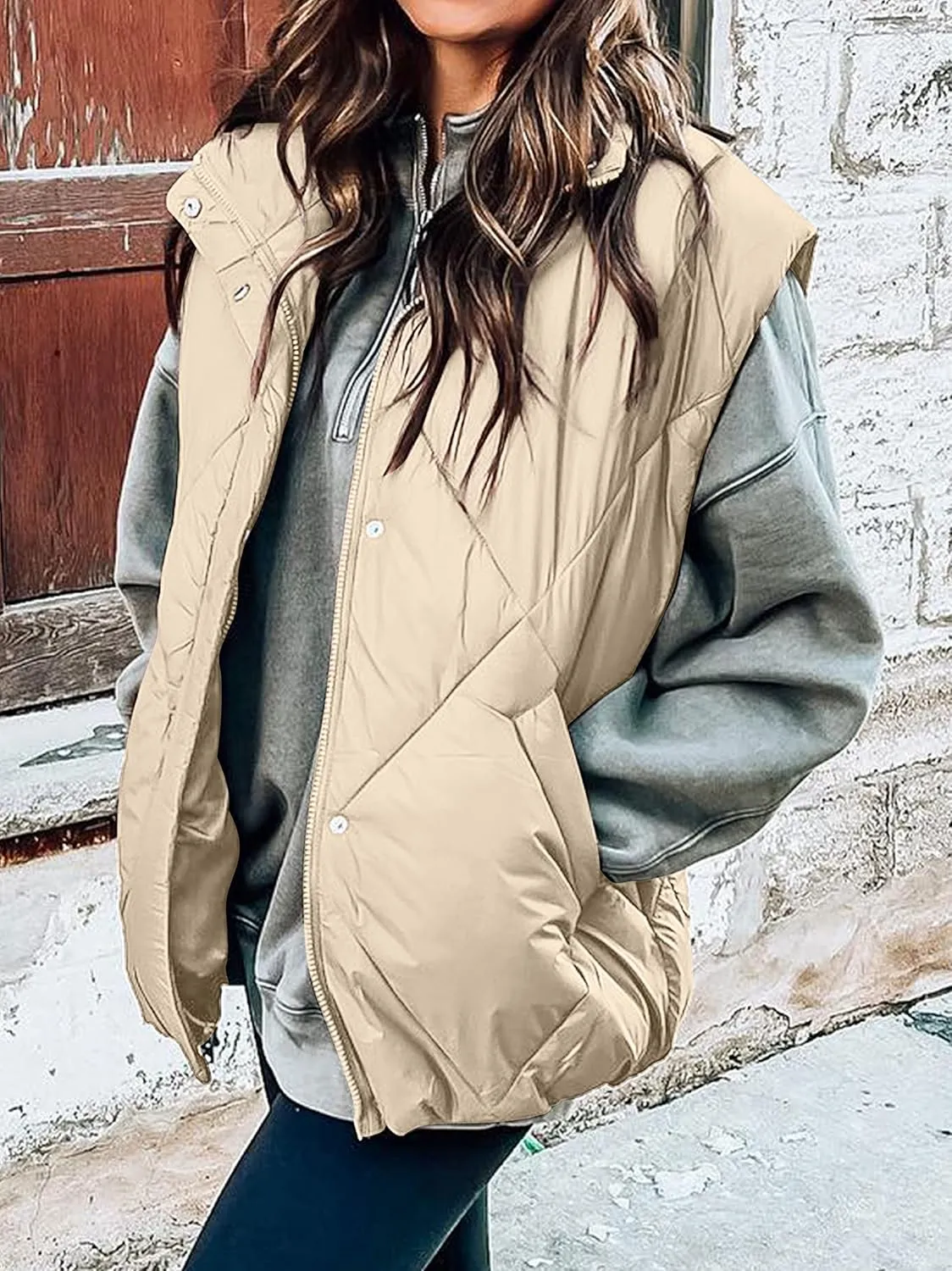 MEROKEETY Women's 2024 Winter Puffer Vest Quilted Stand Collar Zip Up Padded Gilet Coat with Pockets