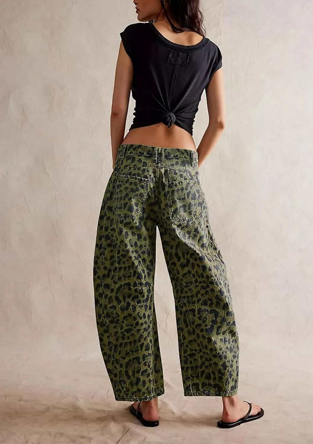SAFRISIOR Leopard Jeans for Women Baggy Barrel Pants Mid Rise Cheetah Print Ankle Wide Leg Y2k Denim Trousers with Pockets