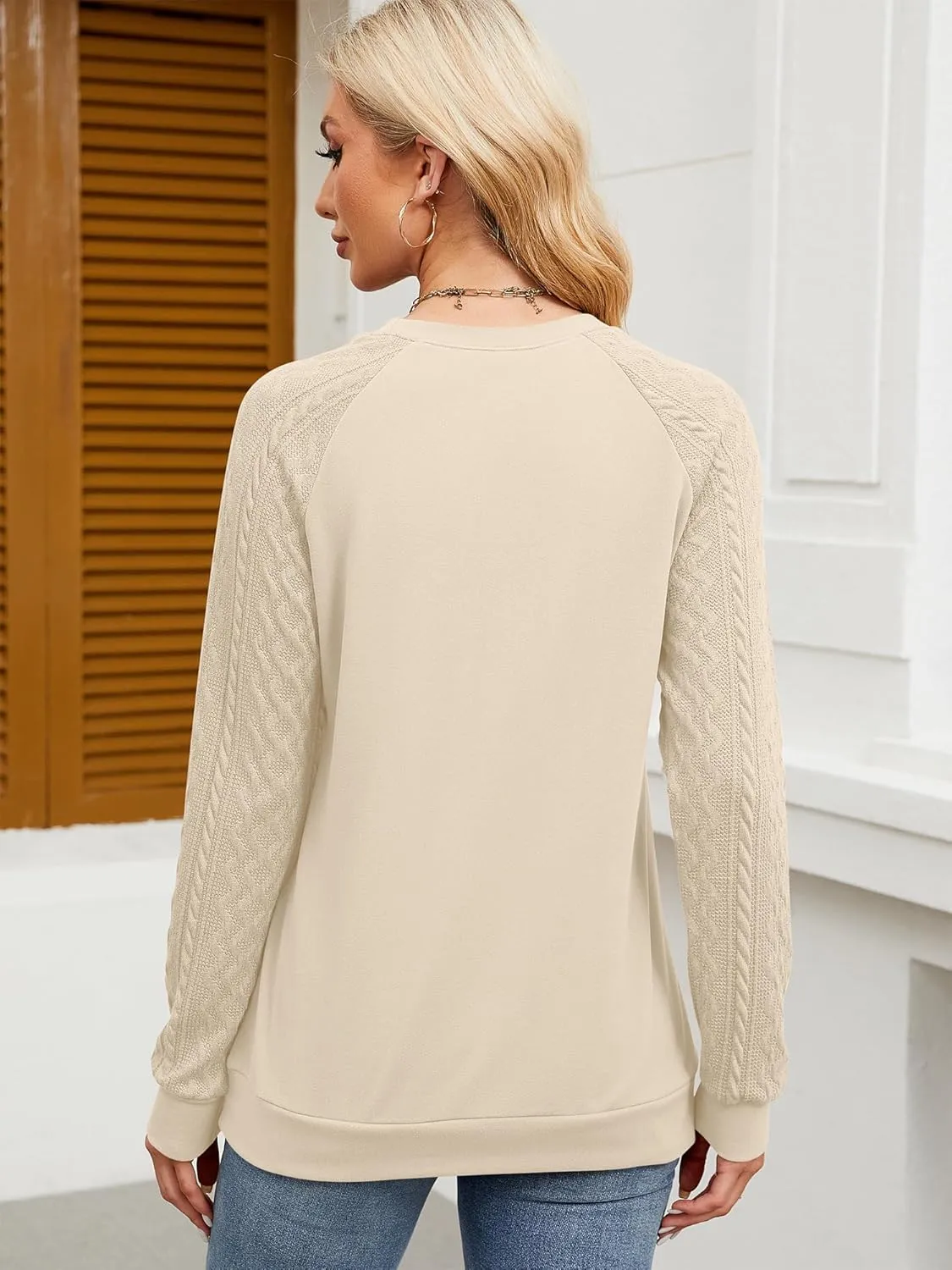Sweatshirts for Women Crewneck Cable Knit Long Sleeve Sweaters Lightweight Loose Tops 2025