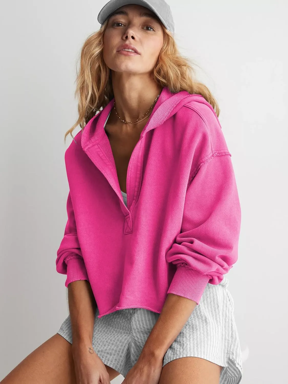 Womens Cropped Hoodies Long Sleeve V Neck Ripped Pullover Sweatshirts with Hooded Casual Crop Tops Trendy 2025