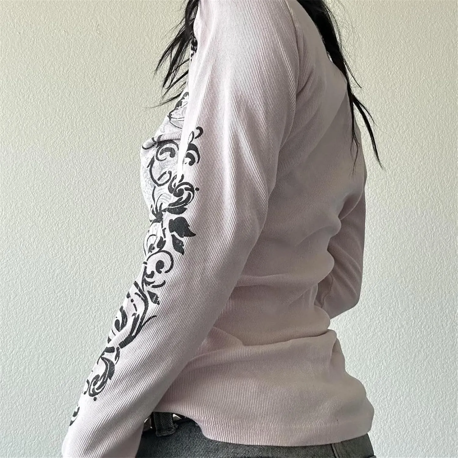 Womens Long Sleeve Fairy Grunge Tees Shirt Vintage Goth Skull Graphic Print Tops 90s Emo Aesthetic Clothes